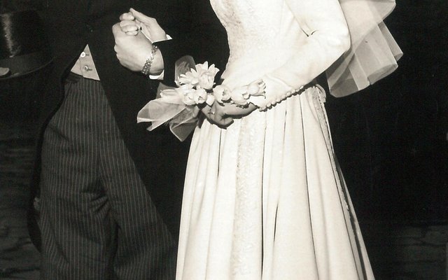 Die jong egpaar, SP en Frieda van Blerk  60 jaar gelede op hul huweliksdag